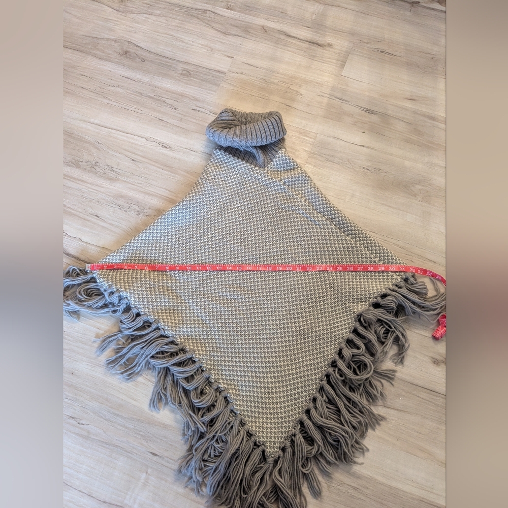 The Limited Gray Knit Fringe Poncho - Picture 2 of 5